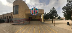 Fachada y Entrada principal al COLEGIO.